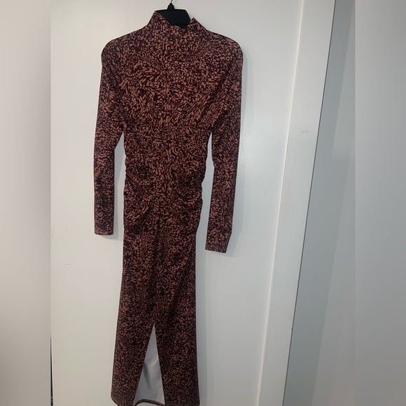 New ASTR the label leighton geo print midi dress - Picture 4 of 4